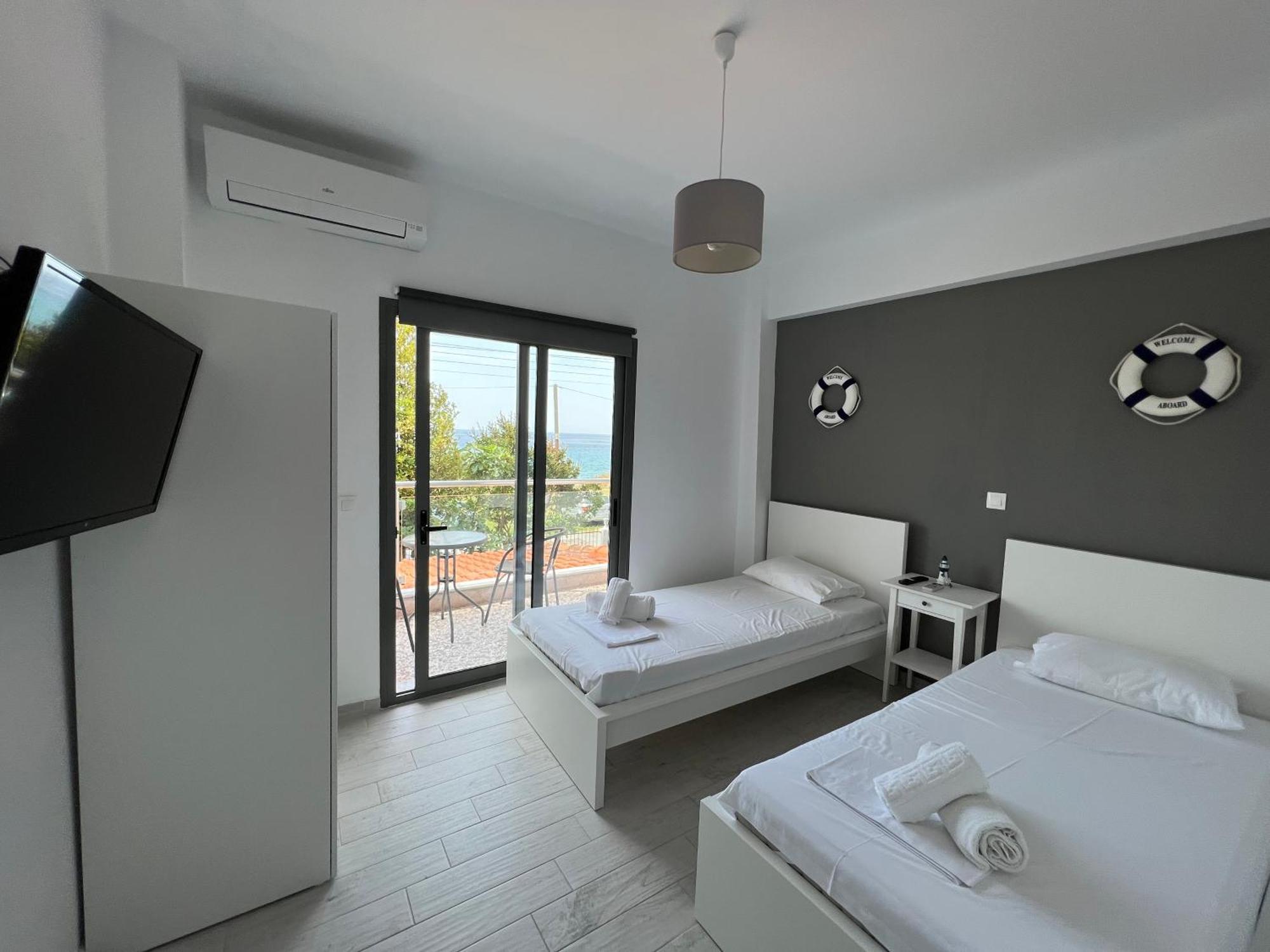 La Casa Al Mare Aparthotel Mola Kalyva Room photo